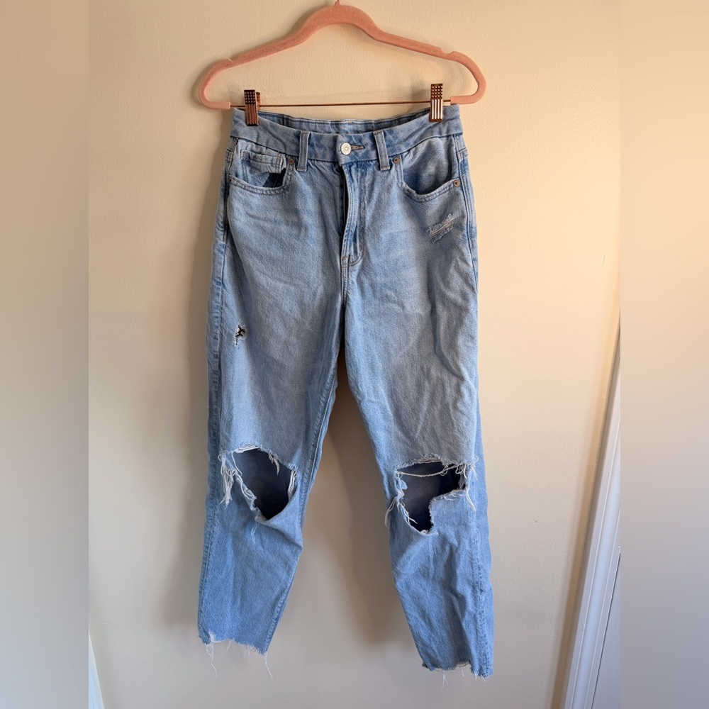 American Eagle Light Blue High-Rise Jeans